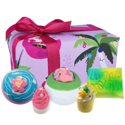 Bomb Cosmetics Christmas Tropicana Gift Box Transparent