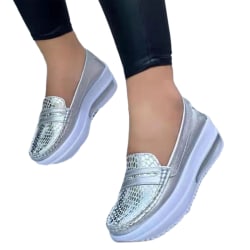 Kvinnor Slip On Canvas Skor Kilar Plattform Andas Sneakers Silver 38