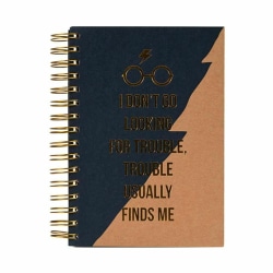 Harry Potter-problem hittar mig vanligtvis A5 Wirebound Notebook One Brown/Navy One Size