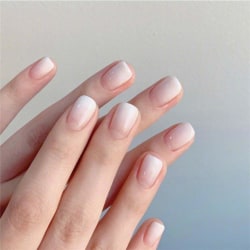 Glossy Gradient Full Cover Korta fyrkantiga falska naglar för kvinnor