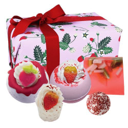 Bomb Cosmetics Presentförpackning Strawberry Patch
