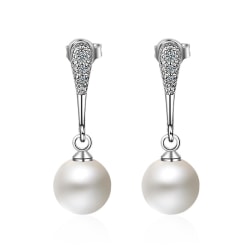 Silverörhänge: pärla i droppformat hänge