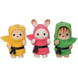 Sylvanian Families 5616 The Trio of Babies in Ninja Costumes -