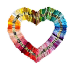 100 Moulinegarn-dukker: Farverig kreativitet og kvalitet Multicolor