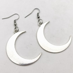 Korvakorut Moon Crescent Moon Wicca Pagan Crescent Ruostumattomasta teräksestä valmistetut koukut Silver