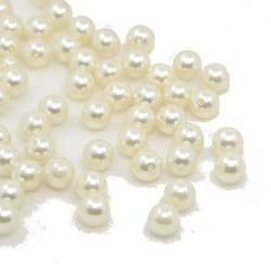 250 ivory halvborrade plastpärlor