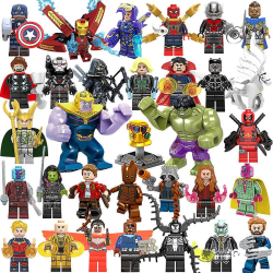 32:a Marvel Avengers Super Hero Comic Mini Figurer