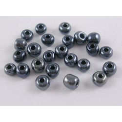 150 gram ca 1600 st Opaque Lustered Black Glaspärlor Seed Beads