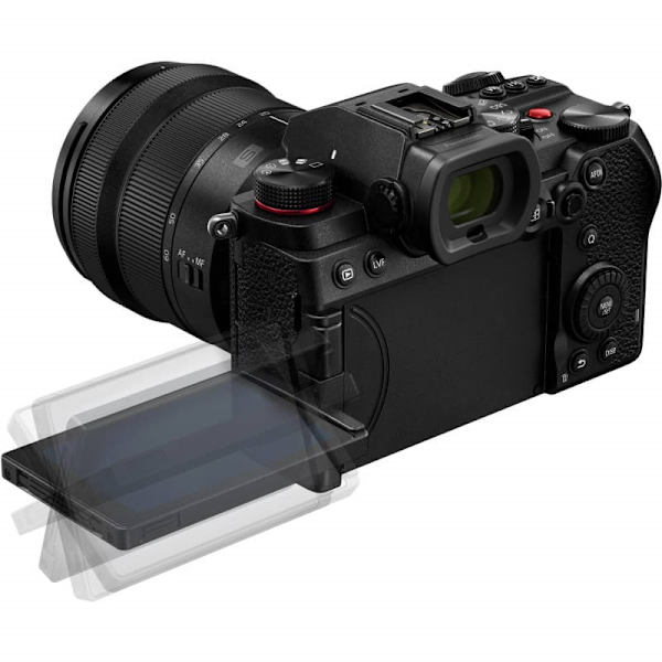 Panasonic Lumix DC-S5 + 20-60mm f/3.5-5.6