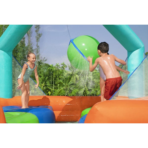 BESTWAY Dodge & Drench Water Park, 4.5m x 4.5m x 2.68m, 53383