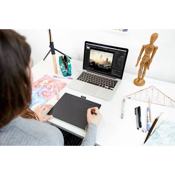 TABLETA grafica Wacom Intuos M, Bluetooth, Pistachio "CTL-6100WLE-N" (timbru verde 0.18 lei)