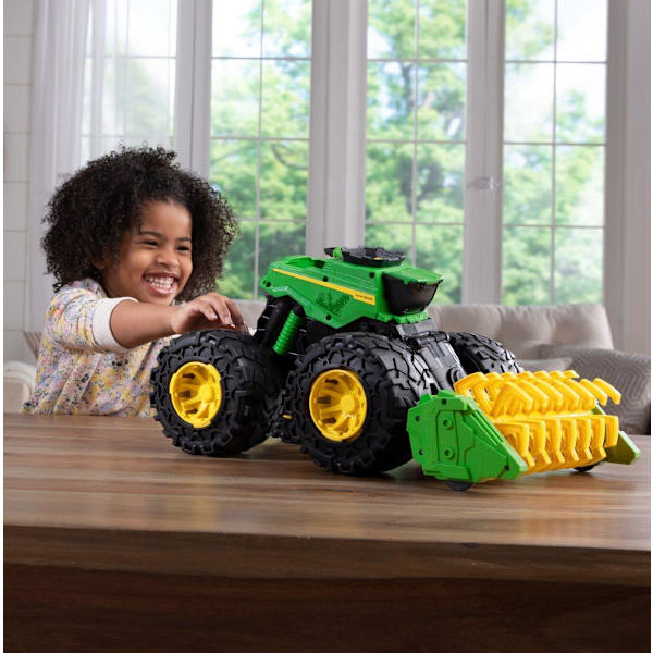 JOHN DEERE combine Super Scale, 47329