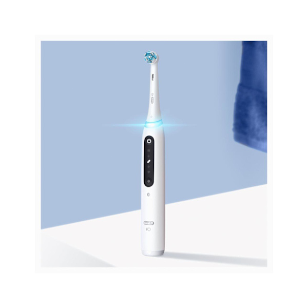 Braun Oral-B iO5 Duo Matt Black/Quite White electric toothbrush
