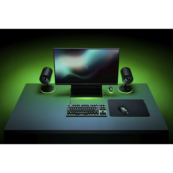 Razer | Gigantus V2 Soft | Medium | Rubber foam | Gaming mouse pad | 360 x 3 x 275 mm | Black