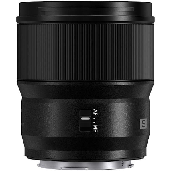 Panasonic Lumix S 18mm f/1.8 lens