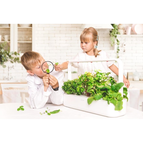 Click & Grow Smart Garden 9 Pro, white