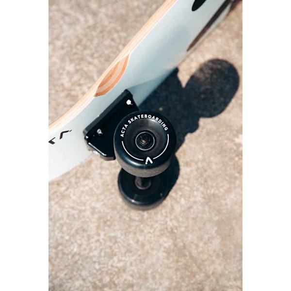 Acta Surfskate Upside Down 32 Gylden