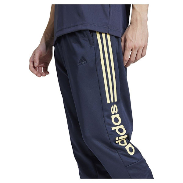 Adidas Tiro Wordmark Verryttelyhousut  M / Regular Mies