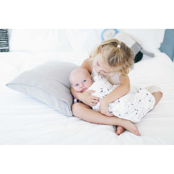 Ergobaby Swaddler Sheep Vit