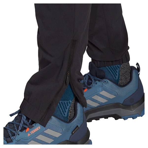 Adidas Byxor Utilitas Z.o Svart M / Regular Man
