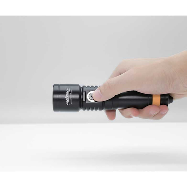 Orcatorch Led Lommelygte D710 Sort 3000 Lumens