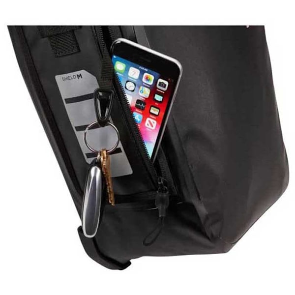 Thule Lompakot Shield 17l Musta