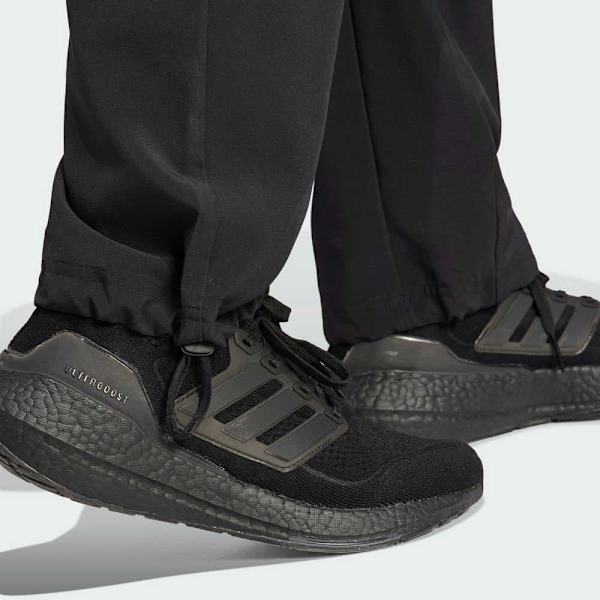 Adidas Byxor Training Joggers Svart L / Regular Kvinna