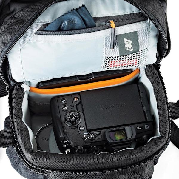 Lowepro Nova 140 Aw Ii Sort