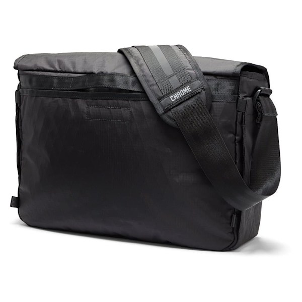 Chrome Midtown 20l Messenger Axelväska Svart