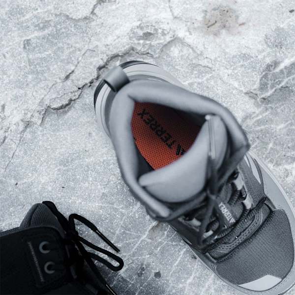 Adidas Terrex Ax4r Mid Vandresko Grå EU 30