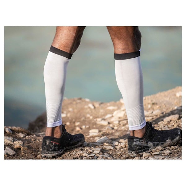 Compressport Kalveærmer R2v2 Hvid T4 Mand