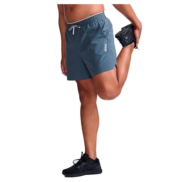 2xu Shorts Motion 6 Inch Blå XL Mand