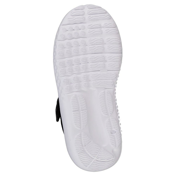 Under Armour Löparskor Ginf Surge 4 Ac Svart EU 22 Pojke