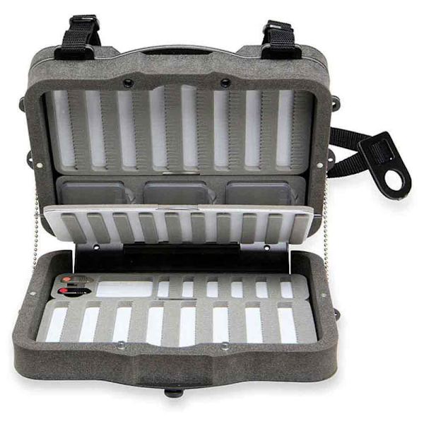 C&f Design Viehelaatikko Universal System Chest Storage Hopeinen
