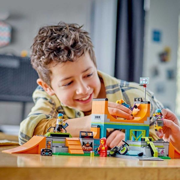 Lego Urban Skating Park Monivärinen