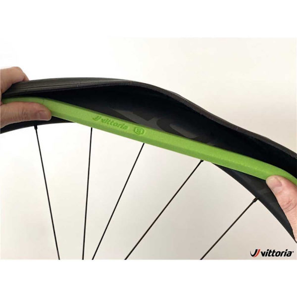 Vittoria Road Anti-puncture Mousse Air-liner Sort 700 / 27-29