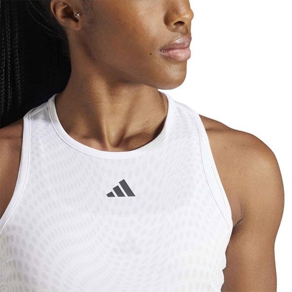 Adidas Club Graphic Hihaton T-paita  L Nainen