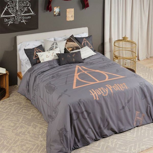 Play Fabrics Nordic Case Med A Bomuldsknapper Til Deathly Hallows 90 155x220 Cm Seng