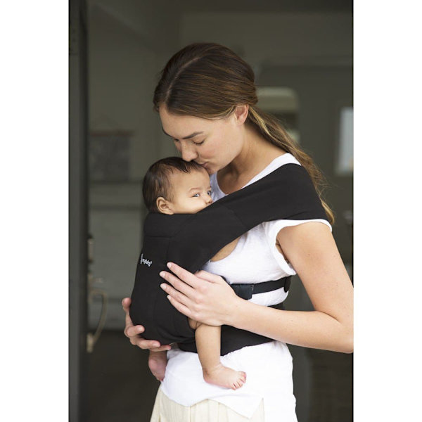 Ergobaby Embrace Musta