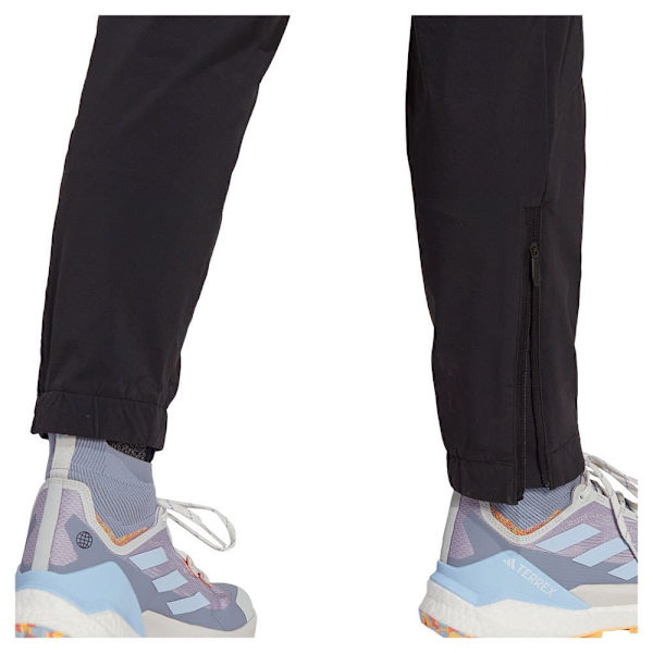 Adidas Byxor Utilitas Zo Svart 42 / Regular Kvinna