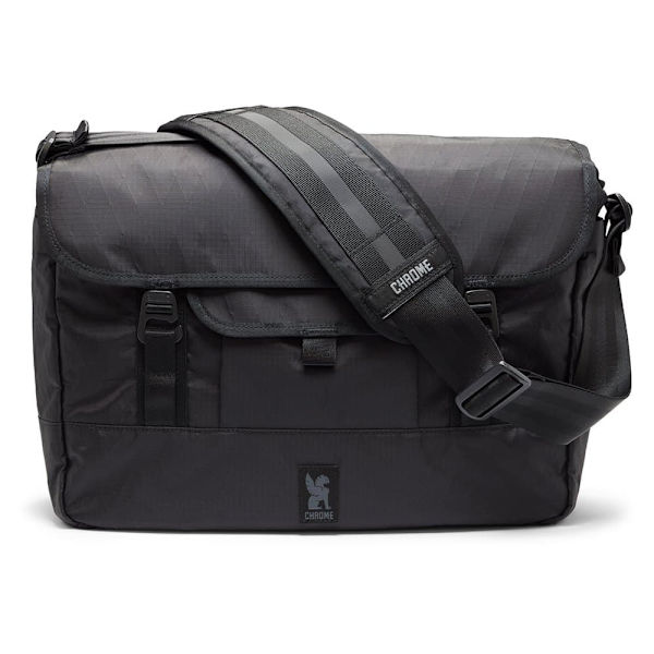 Chrome Midtown 20l Messenger Axelväska Svart