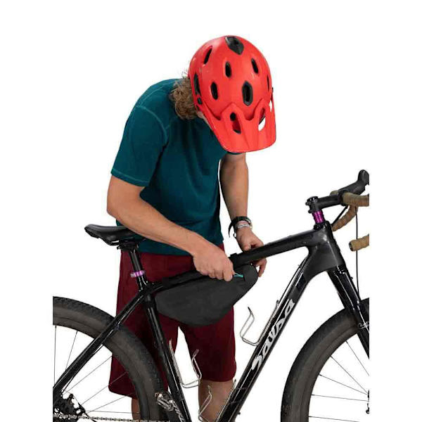 Osprey Runko Laukku Escapist Musta