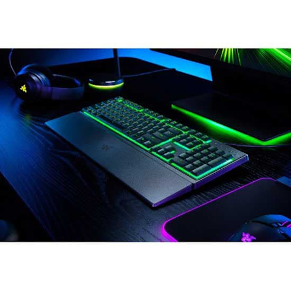 Razer Rgb Pelinäppäimistö Ornata V3 X Musta