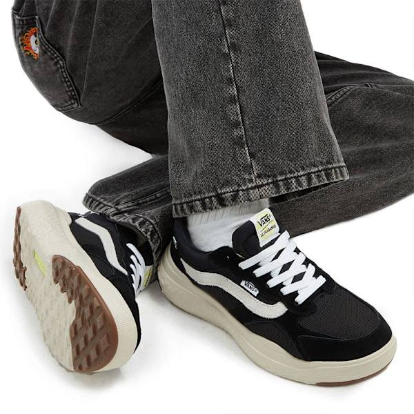 Vans Ultrarange Neo Vr3 Lenkkarit Musta EU 36 Mies