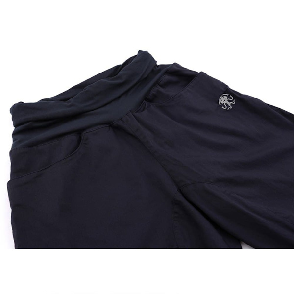 Rafiki Accy Ii Shortsit Musta 32 Nainen