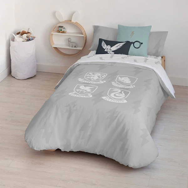 Play Fabrics Nordisk Pudebetræk Med Hogwarts-skjoldknapper Til Seng 80x200 Cm