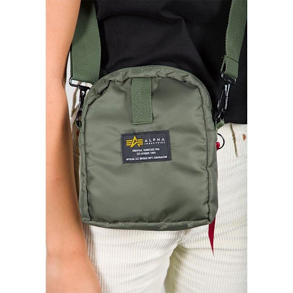 Alpha Industries Crew Carry Taske Grøn