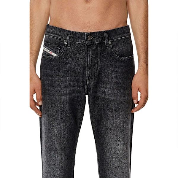 Diesel Jeans 09f75 2019 Strukt Sort 31 / 32 Mand