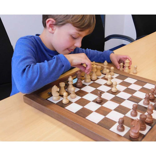 Millennium 2000 Schack Brädspel The King Performance Guld