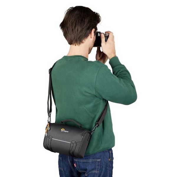Lowepro Kameralaukku Sh 160 Iii
